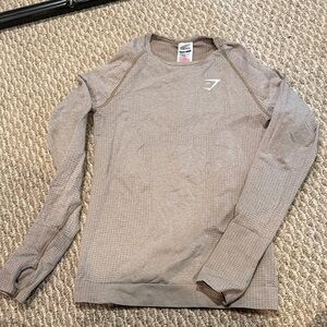 Gym Shark Medium Long Sleeve